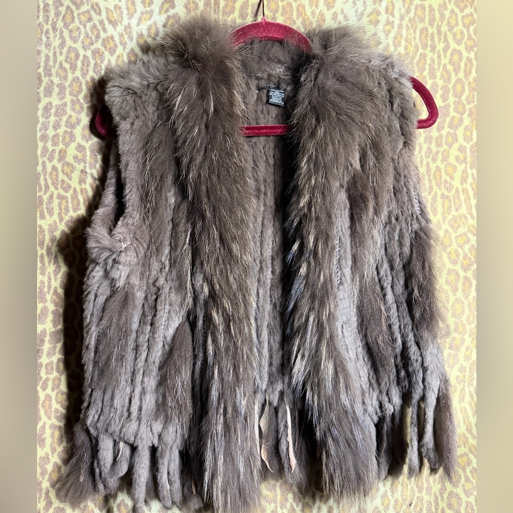 Fur vest